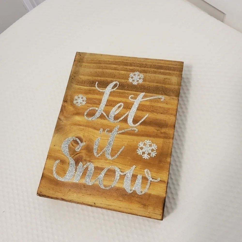 Wall/Shelf Decor 